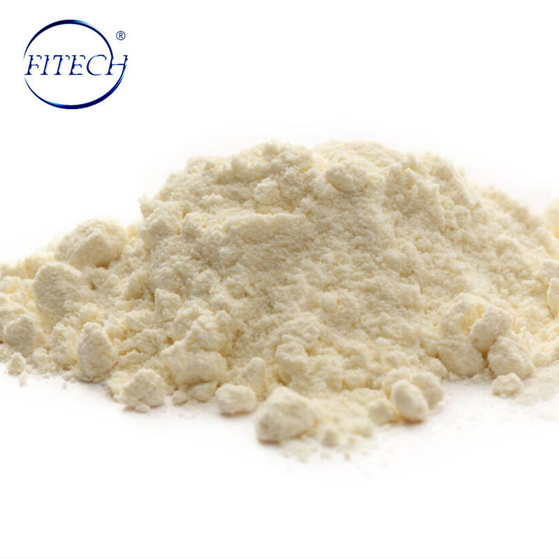 pile-of-white-wheat-flour-ECEY51